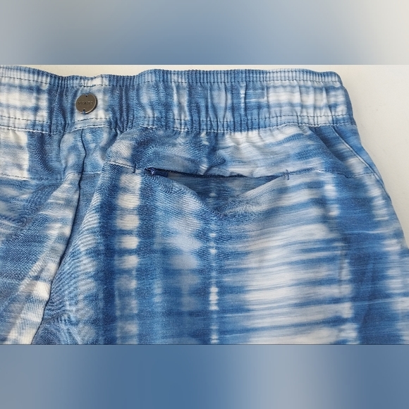 Prana Marlya Belize Hazy Days Elastic Tie Waist Shorts NWT - Picture 4 of 9